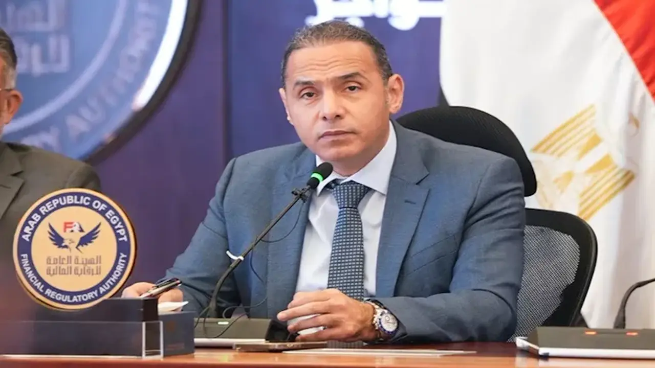 إسلام عزام ينضم إلى تشكيل المجموعة الوزارية الاقتصادية في خطوة حكومية جديدة